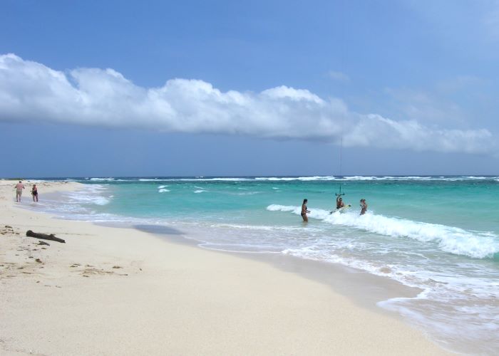 beaches aruba