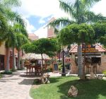 Palm Beach Plaza