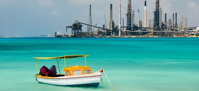 Economy less depending on the oil refinery