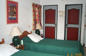 Room at Amsterdam Manor
